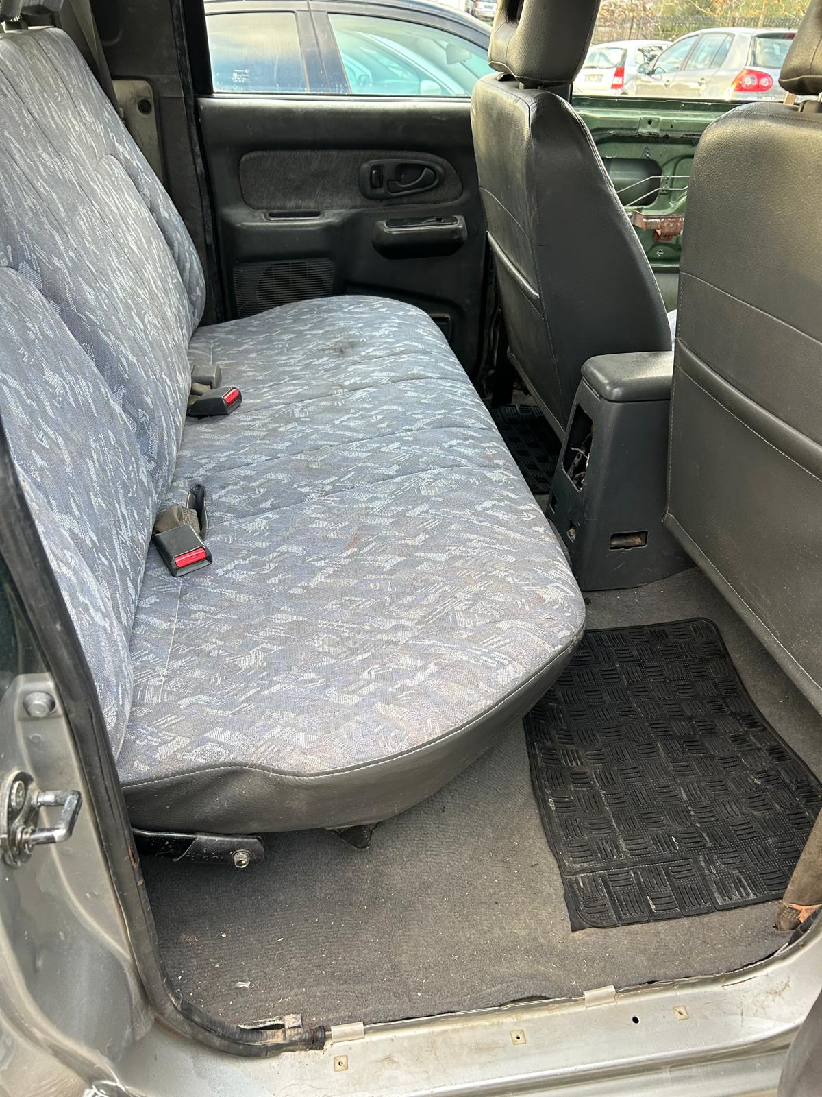 Foto Mitsubishi L200
