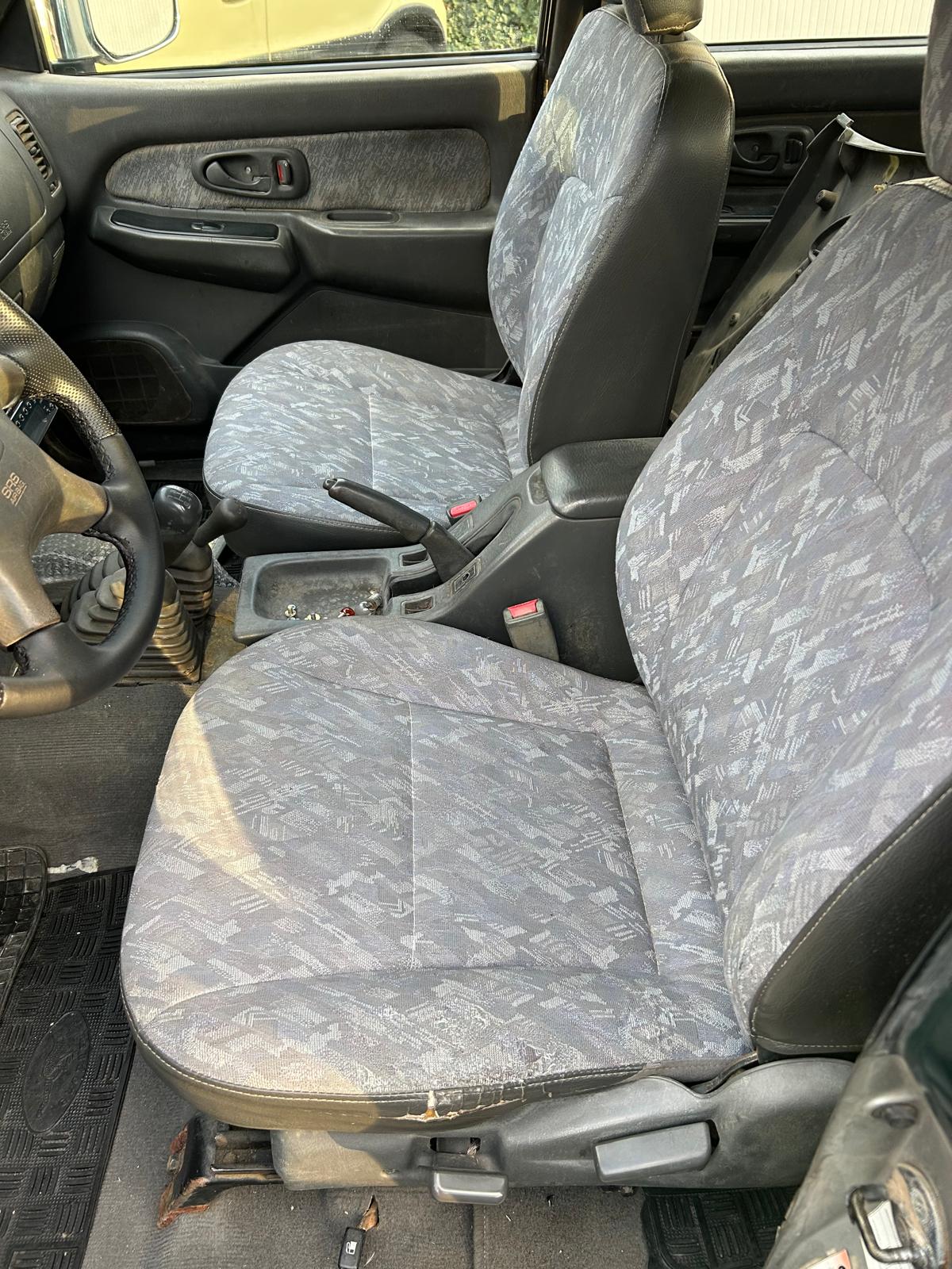 Foto Mitsubishi L200