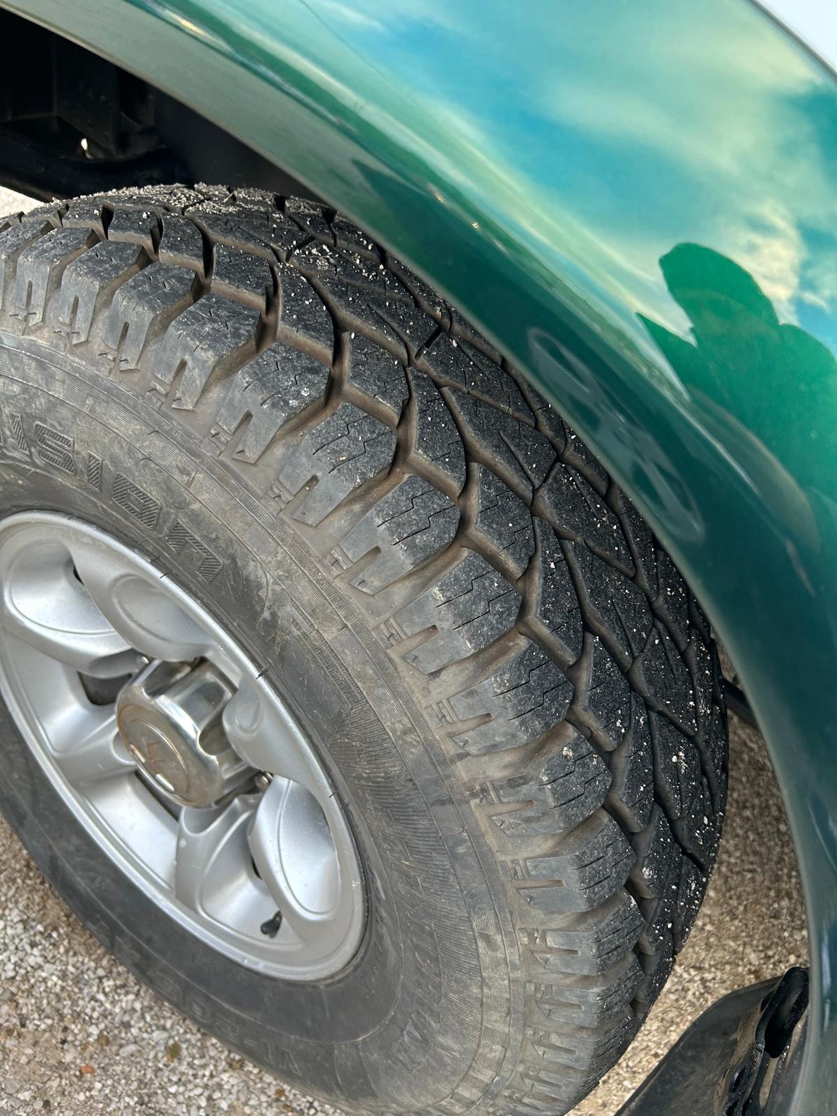 Foto Mitsubishi L200