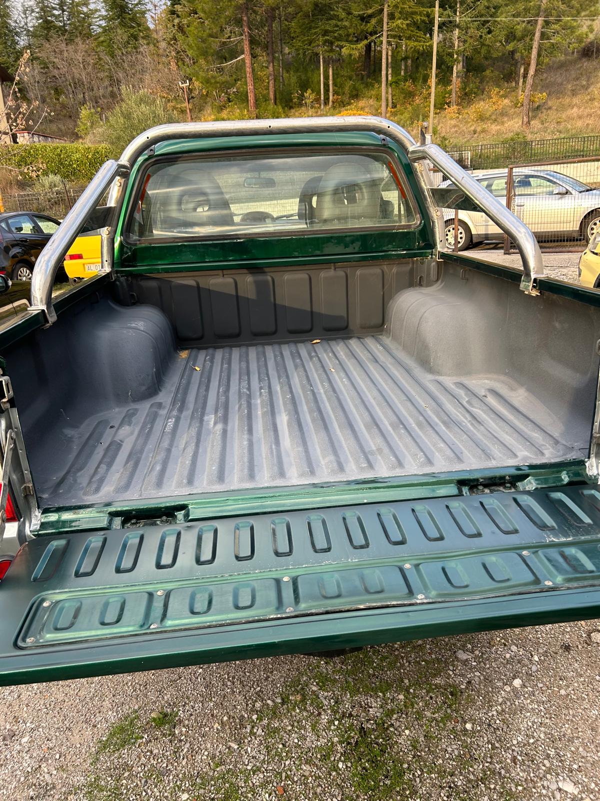 Foto Mitsubishi L200